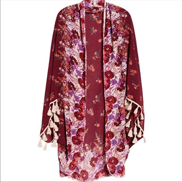 Free People Bali Wrapped in Blooms Shawl - Picture 6 of 8